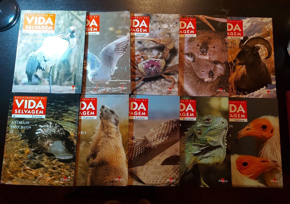 Colecção de 10  livros "Enciclopédia da Vida Selvagem" Larousse - capa dura - novos