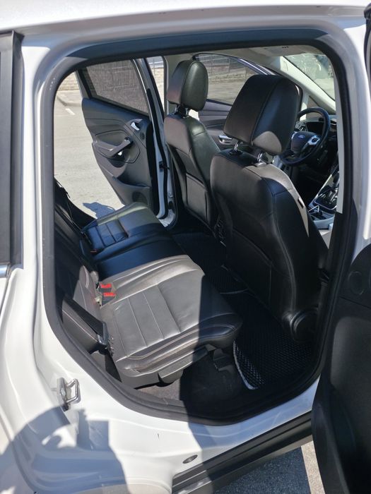 Ford C-Max Energi 2015