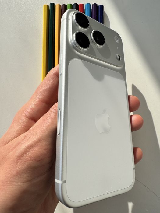 IPhone 17 Pro 256GB Silver / iPhone 17 Pro 256GB Silver: 52 350