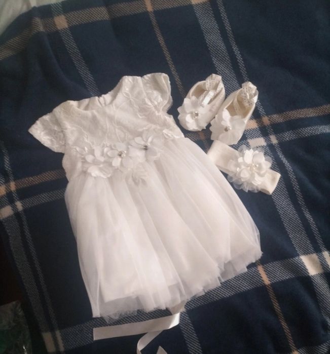 Strój do chrztu dla dziewczynki