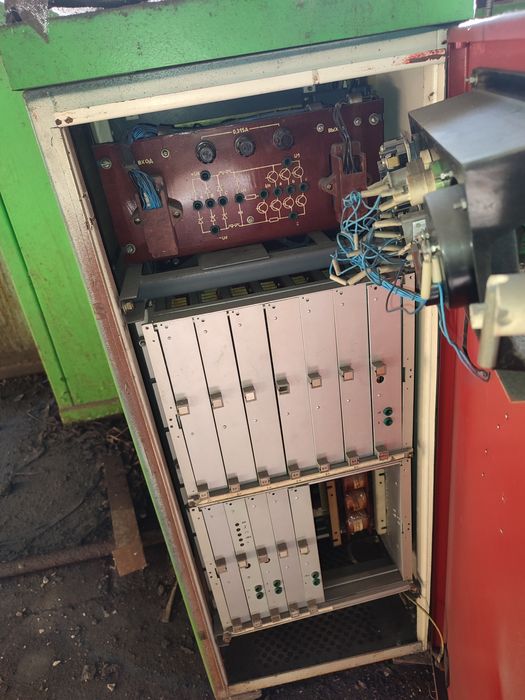 Універсально-заточний верстат 3Е642Е