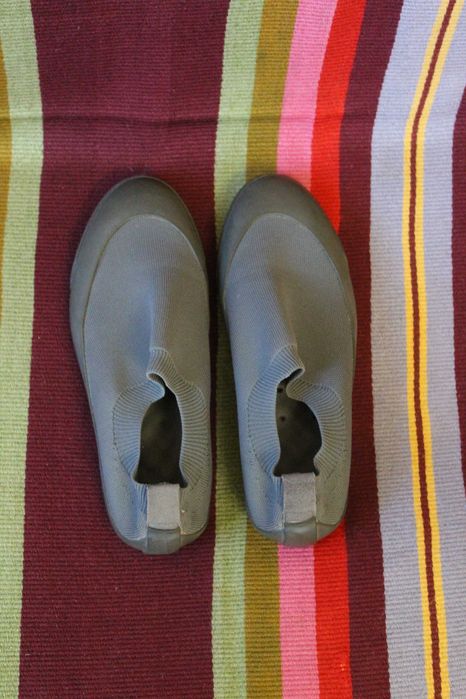 Рідкісна модель оригінальних сліпонів UNIQLO U Knit Sneaker