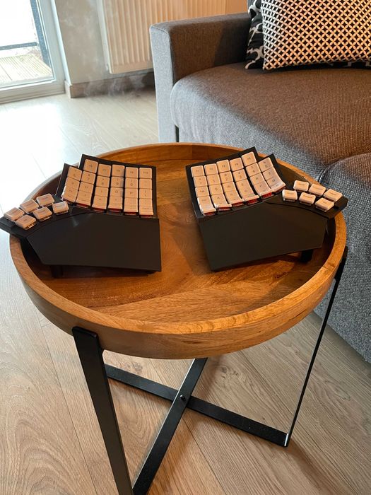 MoErgo Glove80 Rev 2 klawiatura ergonomiczna split + etui