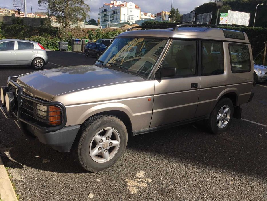 Land Rover Discovery 2.5 TDI (1993) – Clássico com potencial – 7.900€