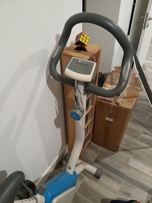 BICICLETA ESTÁTICA - Decathlon - (Domyos)