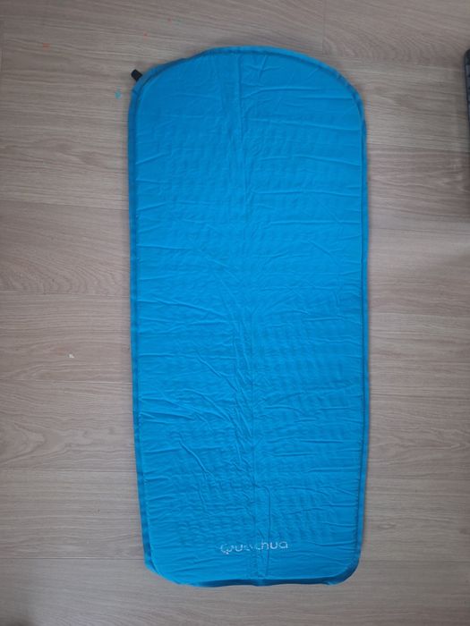 Mata samopompujaca Quechua dla dziecka 50x117