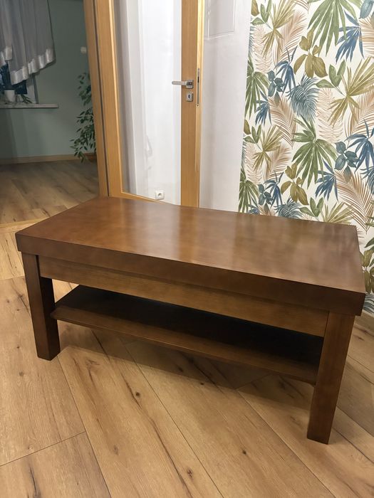 Stoilk kawowy, bardzo dobry stan