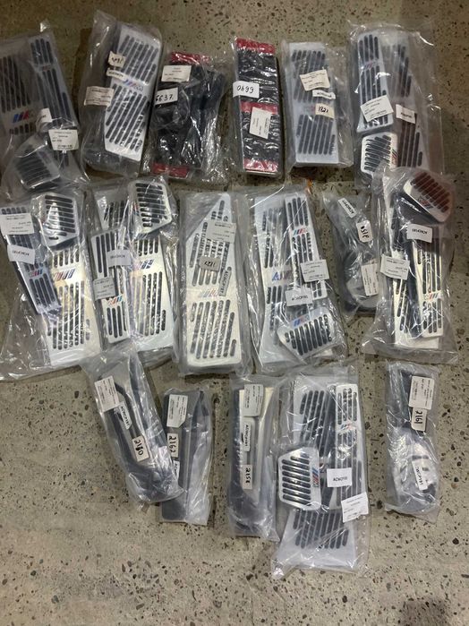 Накладки на Педали BMW/MB/AUDI/WOLKSVAGEN/LEXUS практически все модели