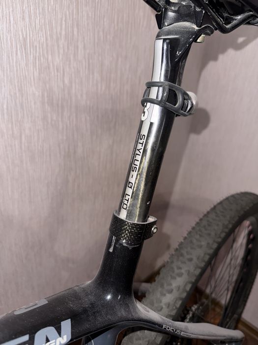 Продам focus raven карбон