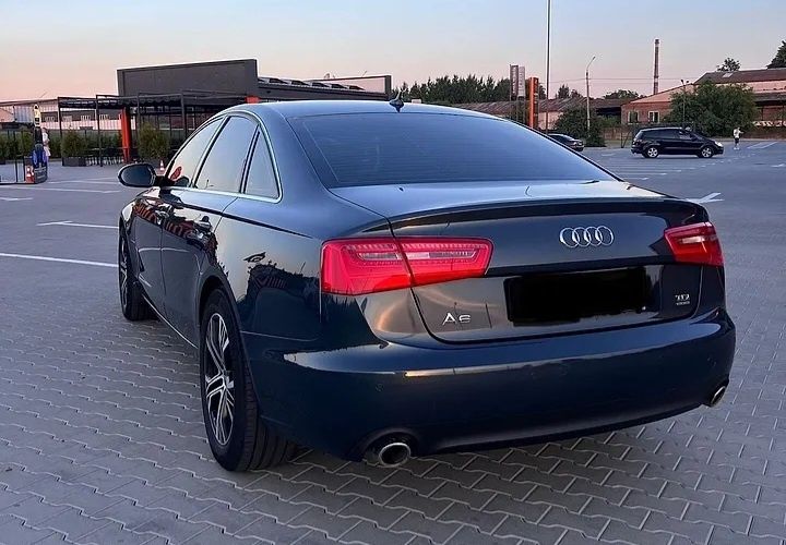 Продам Audi А6 2012