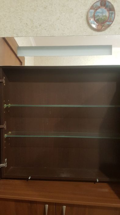 Зеркало со шкафом для ванны