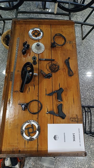 Grupo Shimano Ultegra Di2 12v