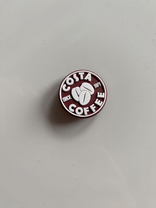 2 przypinki do klapek crocs costa coffee