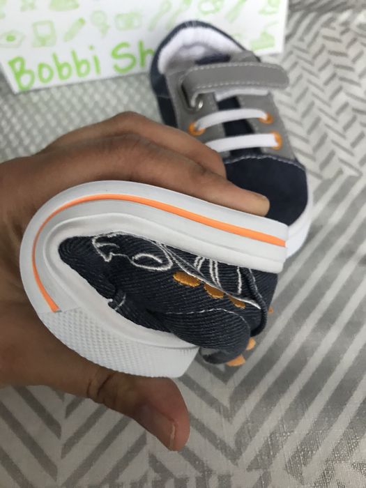 Nowe tenisówki kapcie Bobbi Shoes rozm 21