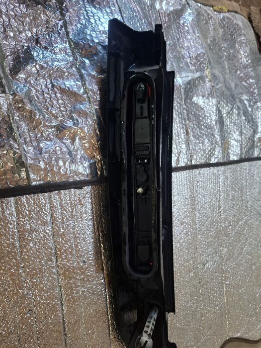 PEÇA: Farolin tras esq° Renault Kangoo Original