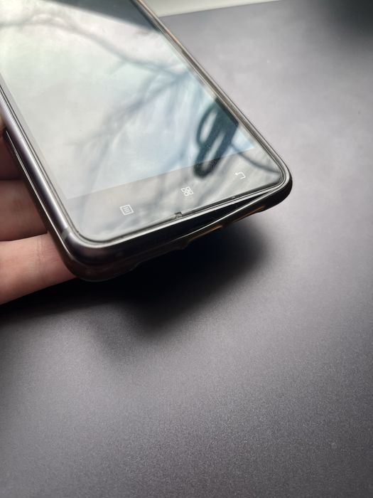 Lenovo S90-A Працюючий