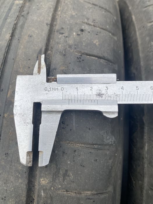 Продам шины, резину Dunlop , 215.60 R 16 Лето