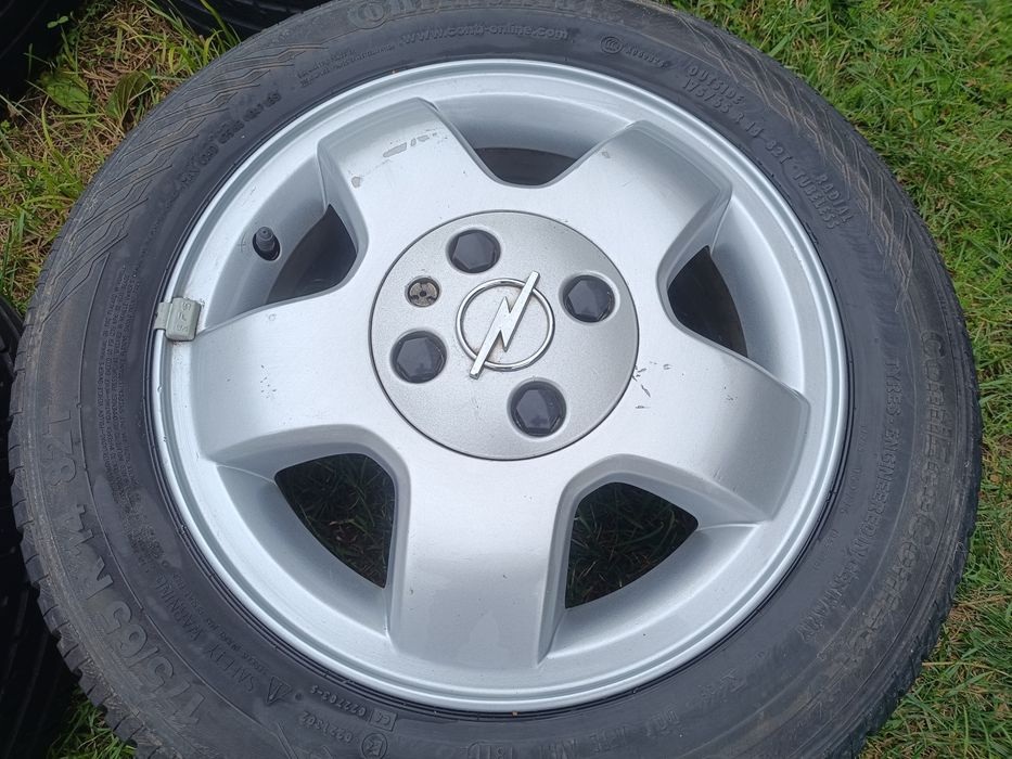 felgi aluminiowe 4x100 opel corsa a b c kadet 14 astra tigra combo 14 cali