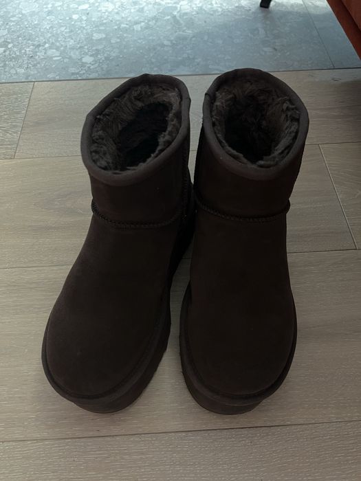 UGG на платформі