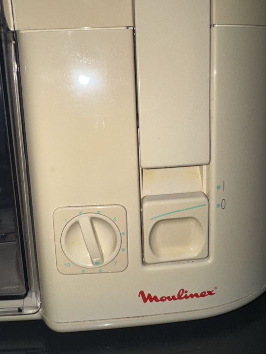 Máquina de fazer sumo da moulinex