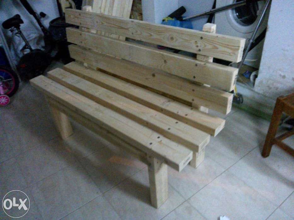 Banco Madeira rústico e muito robusto