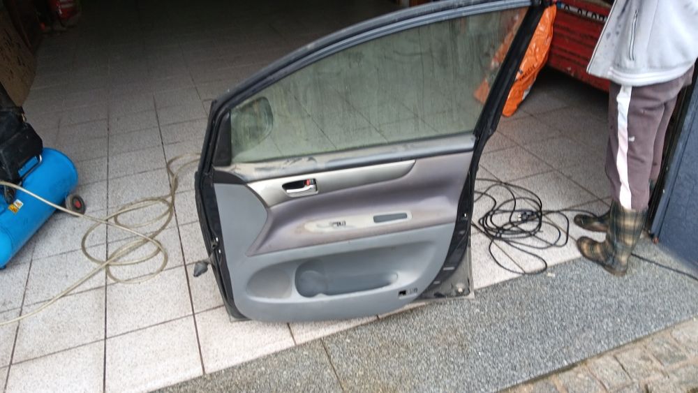 Motor  2000 gasoleo  e componentes