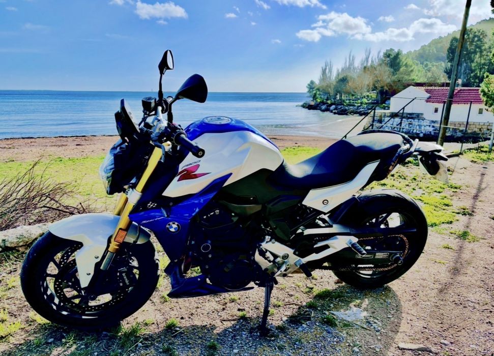 BMW  F900r como nova c/garantia