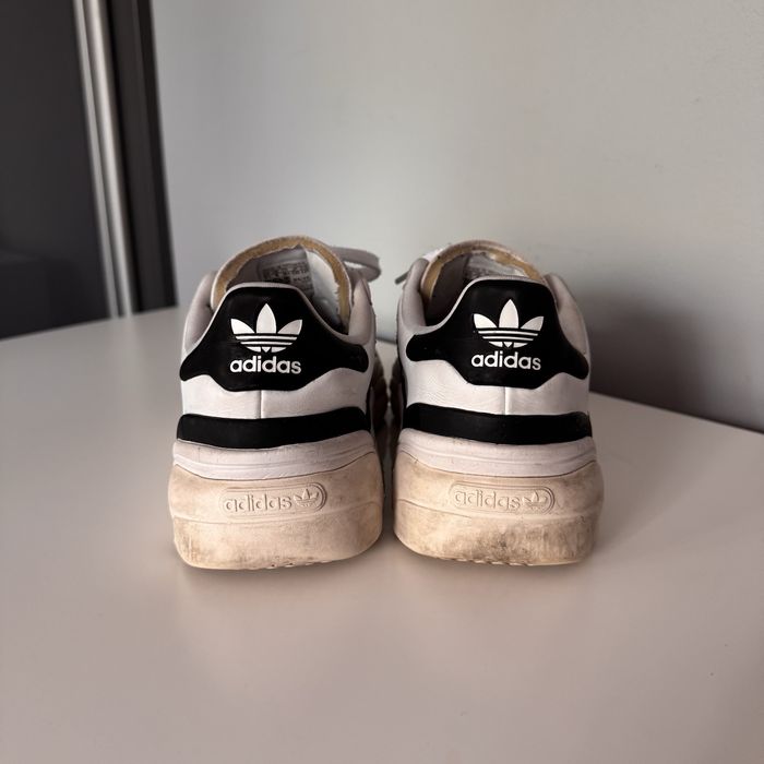 Biało-czarne buty Adidas Superstar Millencon