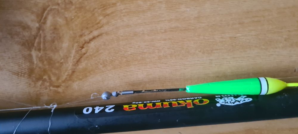 Удочки 5 штук одна 6 метров за все 2000 гр