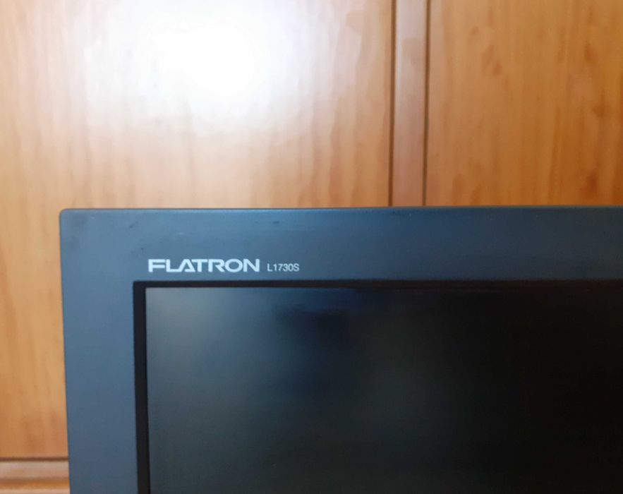 Monitor LG Flatron64584493532163123