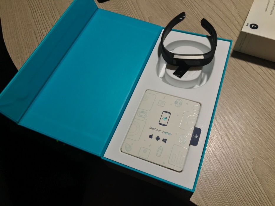 Фитнес-трекер Fitbit Alta Black Large (FB406BKL)