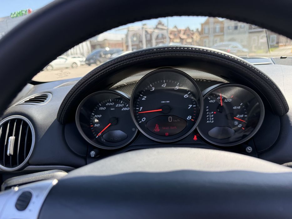 Porsche официальный