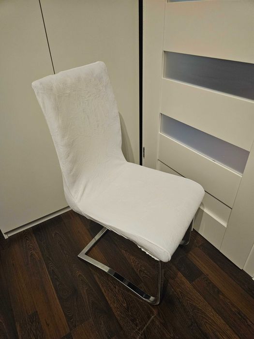 Pokrowce na krzesła miękkie welurowe białe 4 sztuki komplet