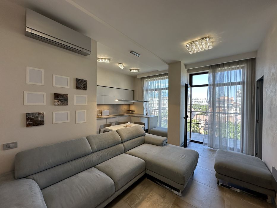 Шикарная 2к на Французском бульваре