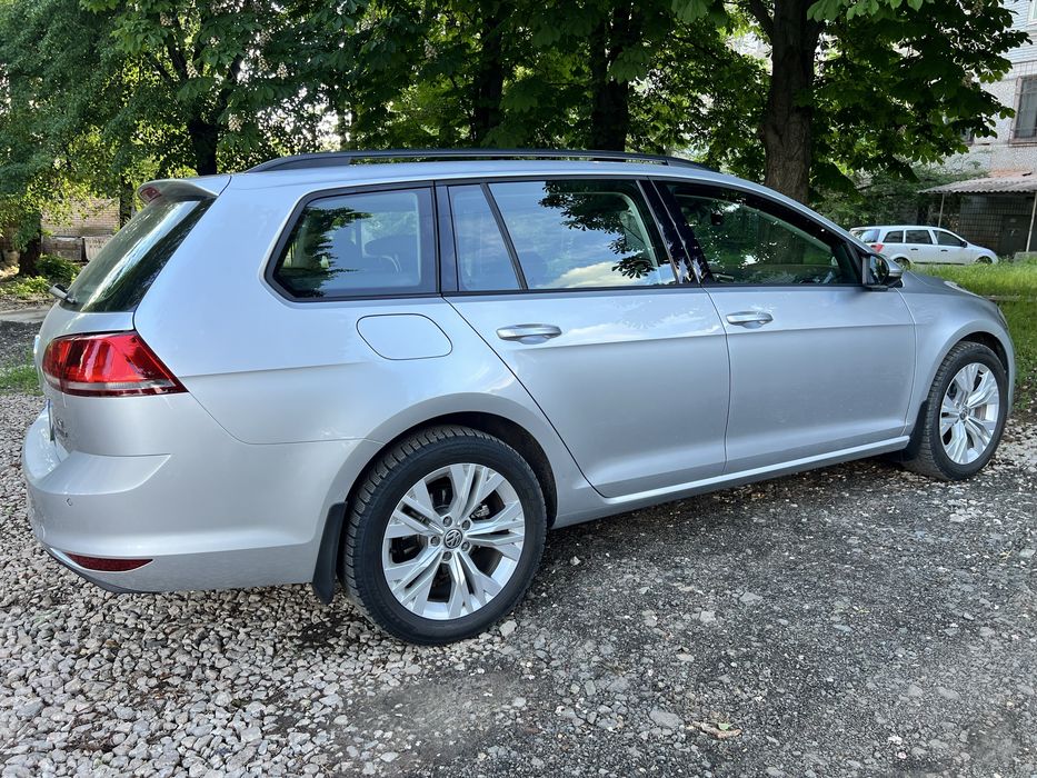 Продам Фольксваген гольф 7 1,4 tsi
