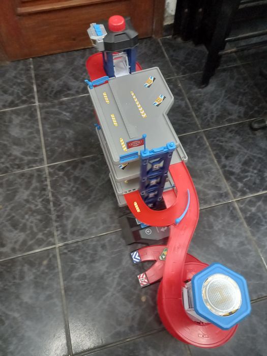 Jogo de garagem dickie toys