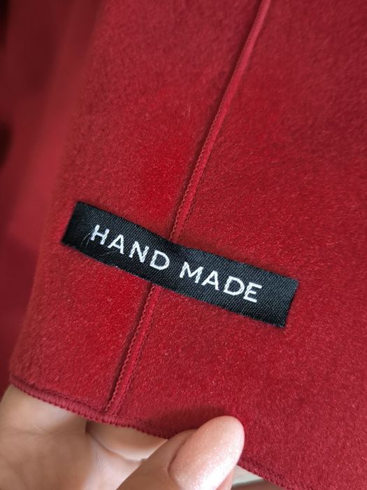 Шикарне червоне жіноче пальто на весну