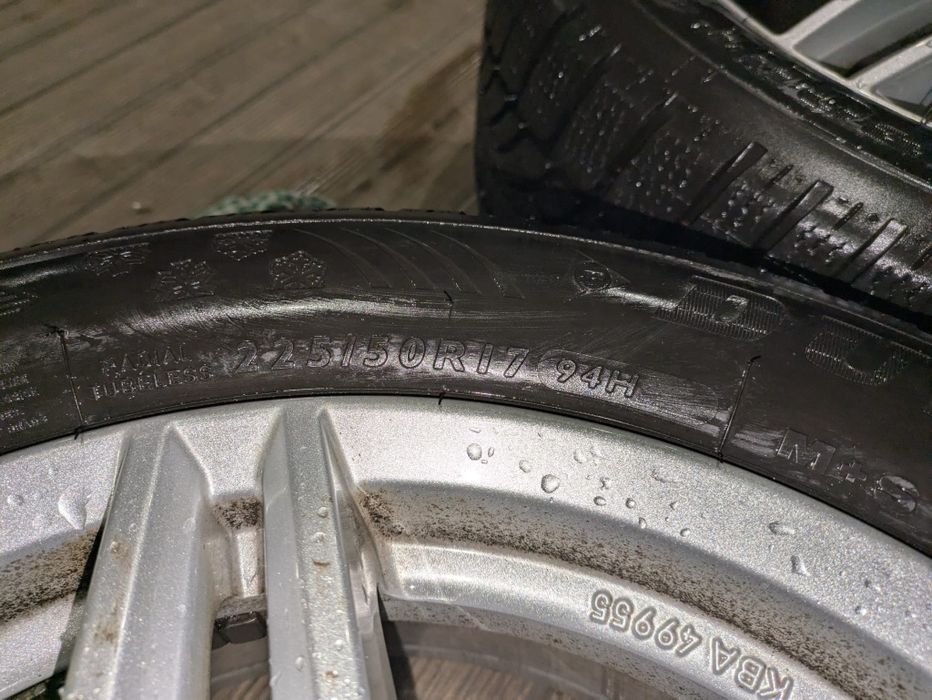 Jantes 17'' c/ Pneu Dunlop Inverno (Compatível Mercedes W204)