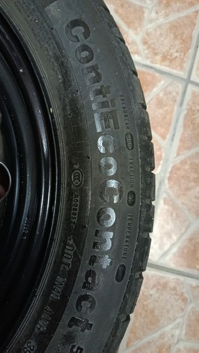 Pneu Continental como novo com jante