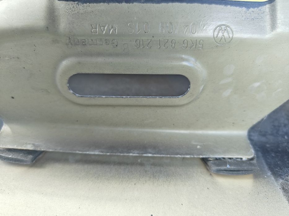 Błotnik przedni prawy hatchback golf 6 VI LC9X