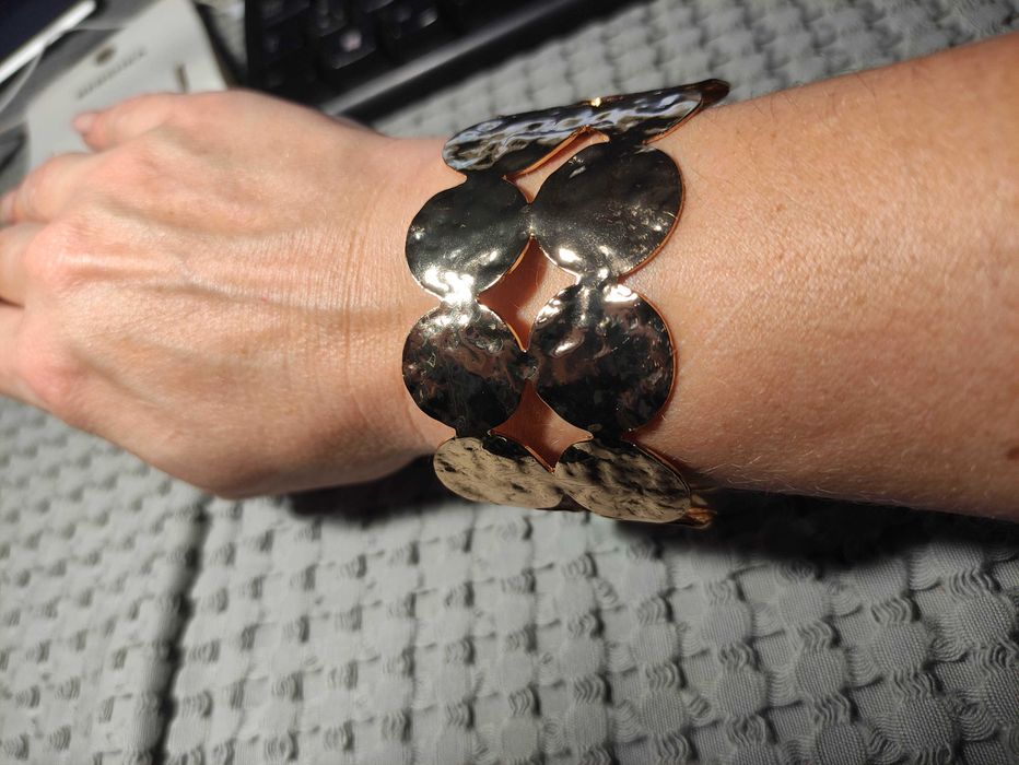 Pulseira dourada