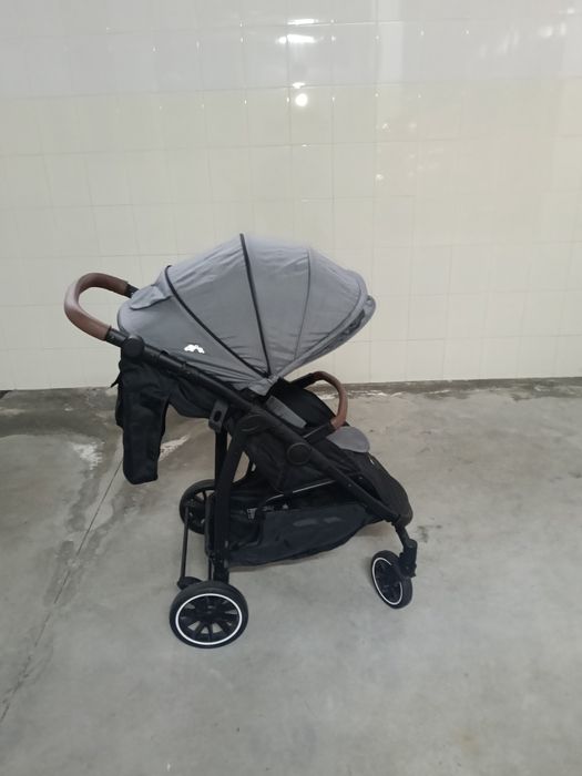Carrinho de bebê