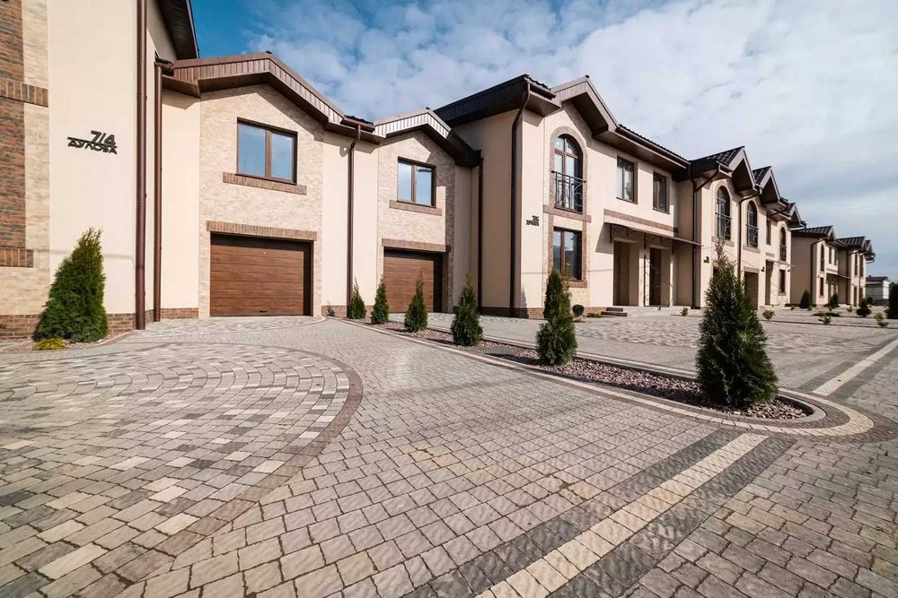 Сучасний таунхаус з власною земельною ділянкою в ТХ "Дулова" - DL 2.04