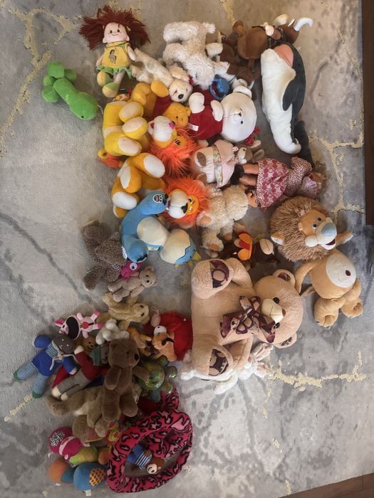 Вддам мʼякі іграшки безкоштовно. Відправлю