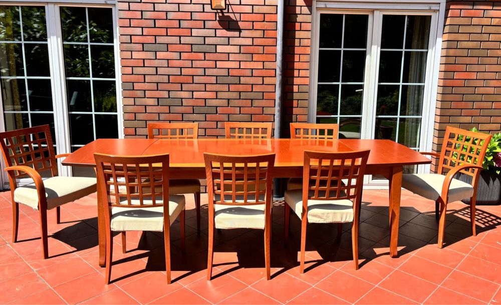 Stół lite drewno z krzesłami