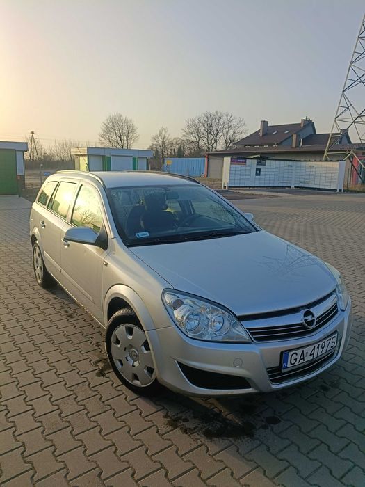 Sprzedam Opla Astrę 1,7 cdti 2009 rok