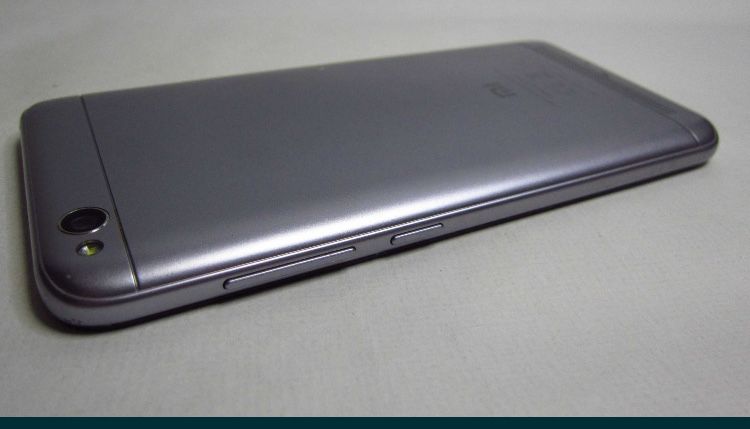 Readme 5 памʼять 16 сірого коляру