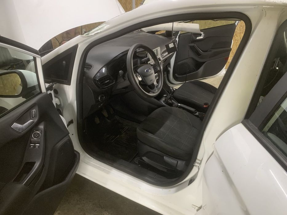 Продам ford fiesta mk 8 2018 року 1,1 бензин