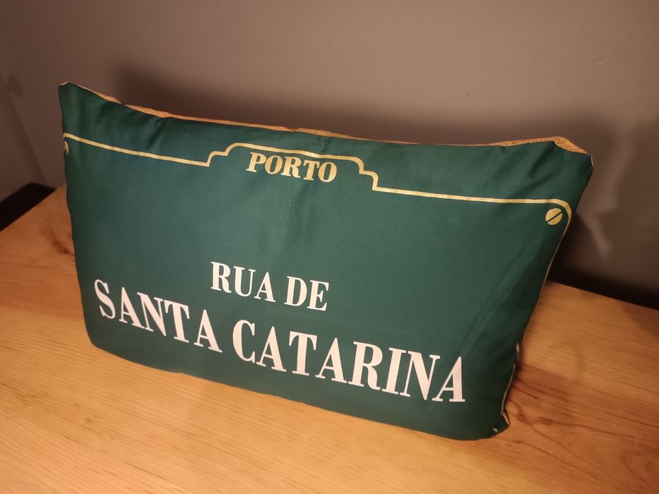 Almofada Rua Santa Catarina, PORTO