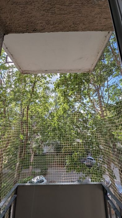 Siatka na balkon dla kota, przeciw gołębiom